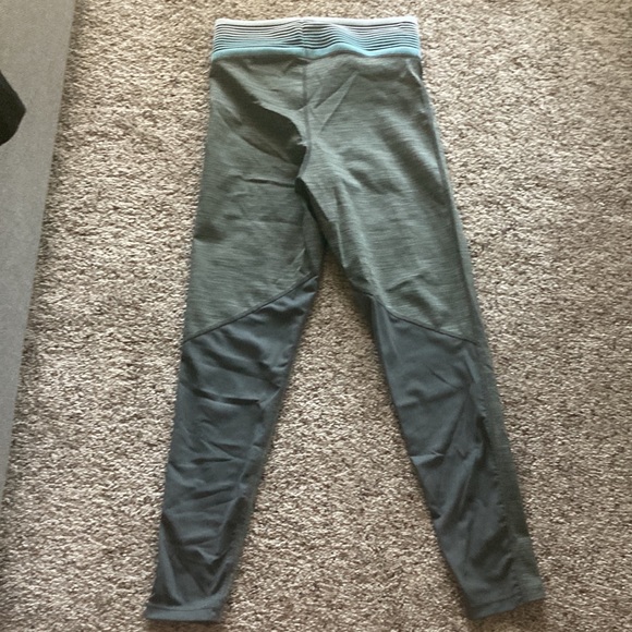 Nike workout pants - Picture 4 of 6